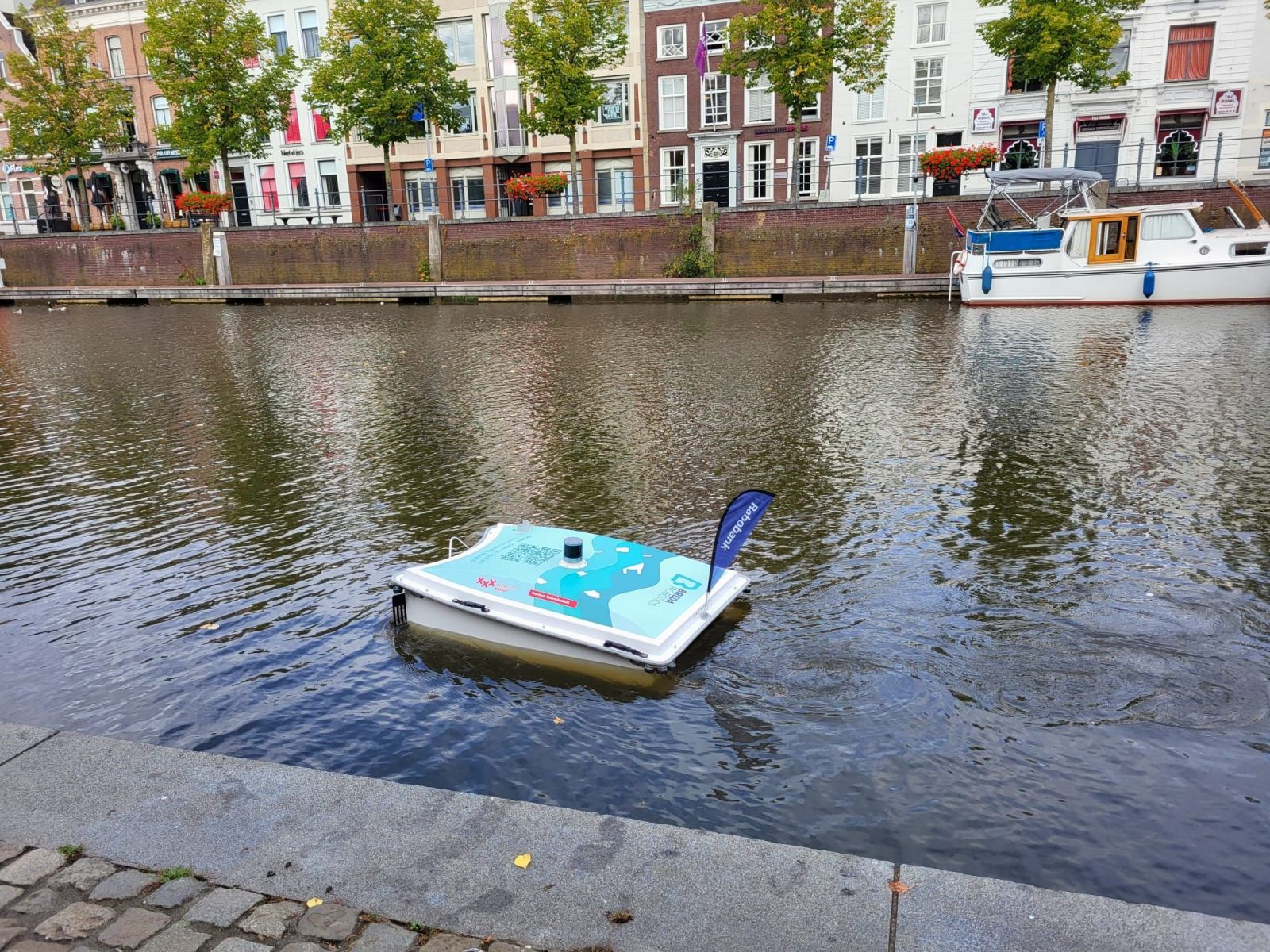 De WasteShark vaart voorop in Breda’s ambitie voor slimme en schone stadswateren