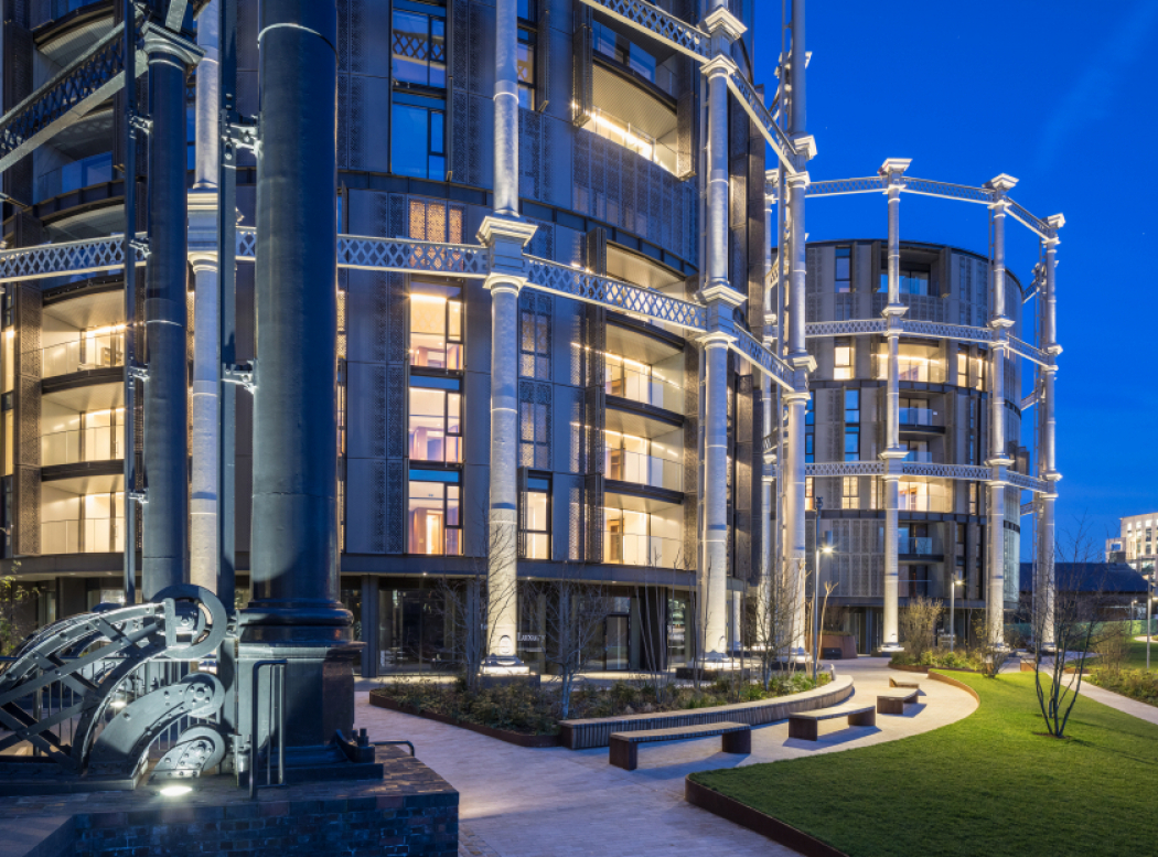 Streetlife in Gasholder Park & Triplets in Londen