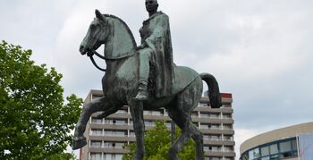 Leidschendam snijdt in kunstcollectie