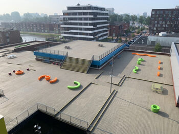 Kleurrijke start schooljaar Haarlem College