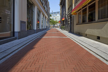 Straatbaksteen zorgt voor samenhang centrum Amsterdam