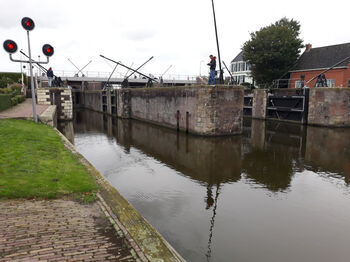 Monumentale spuisluis Dokkum krijgt opknapbeurt