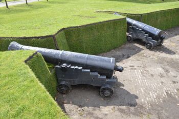 Vestingwal Den Bosch bekleed met grascassettes