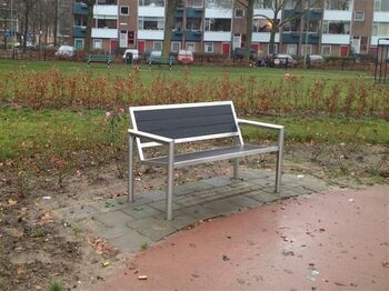 Comfortabel parkmeubilair in Wageningen