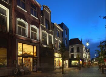 Allure terug in oudste winkelstraat 