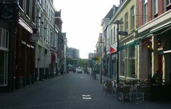 Opnieuw vernielingen in Lange Hezelstraat Nijmegen