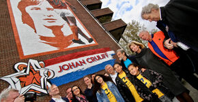 Enorme muurschildering brengt eerbetoon aan Johan Cruijff