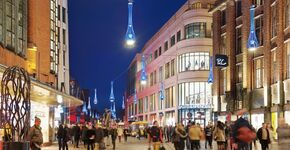 44 verplaatsbare boombakken in Grote Marktstraat Den Haag