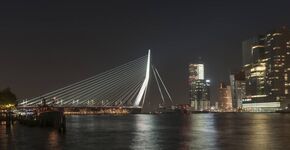 Test nieuwe verlichting Erasmusbrug