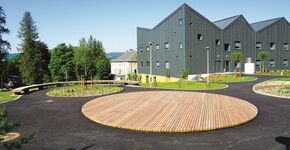 Zinnenprikkelende tuin bij verzorgingstehuis