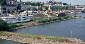 Lift verbindt Waalkade en Valkhof Nijmegen