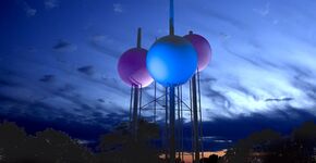 Brabantse waterbollen feestelijk aangelicht