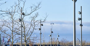 Deense designverlichting in spotlights op vakbeurs