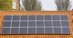 Wijkdeel Stadshagen verlicht met zonne-energie