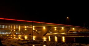 Unieke LEDLine-verlichting viaducten N201