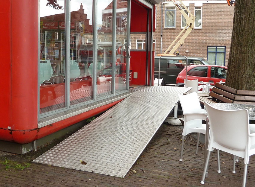 Alkmaar hellingsbaan platform toegankelijkheid