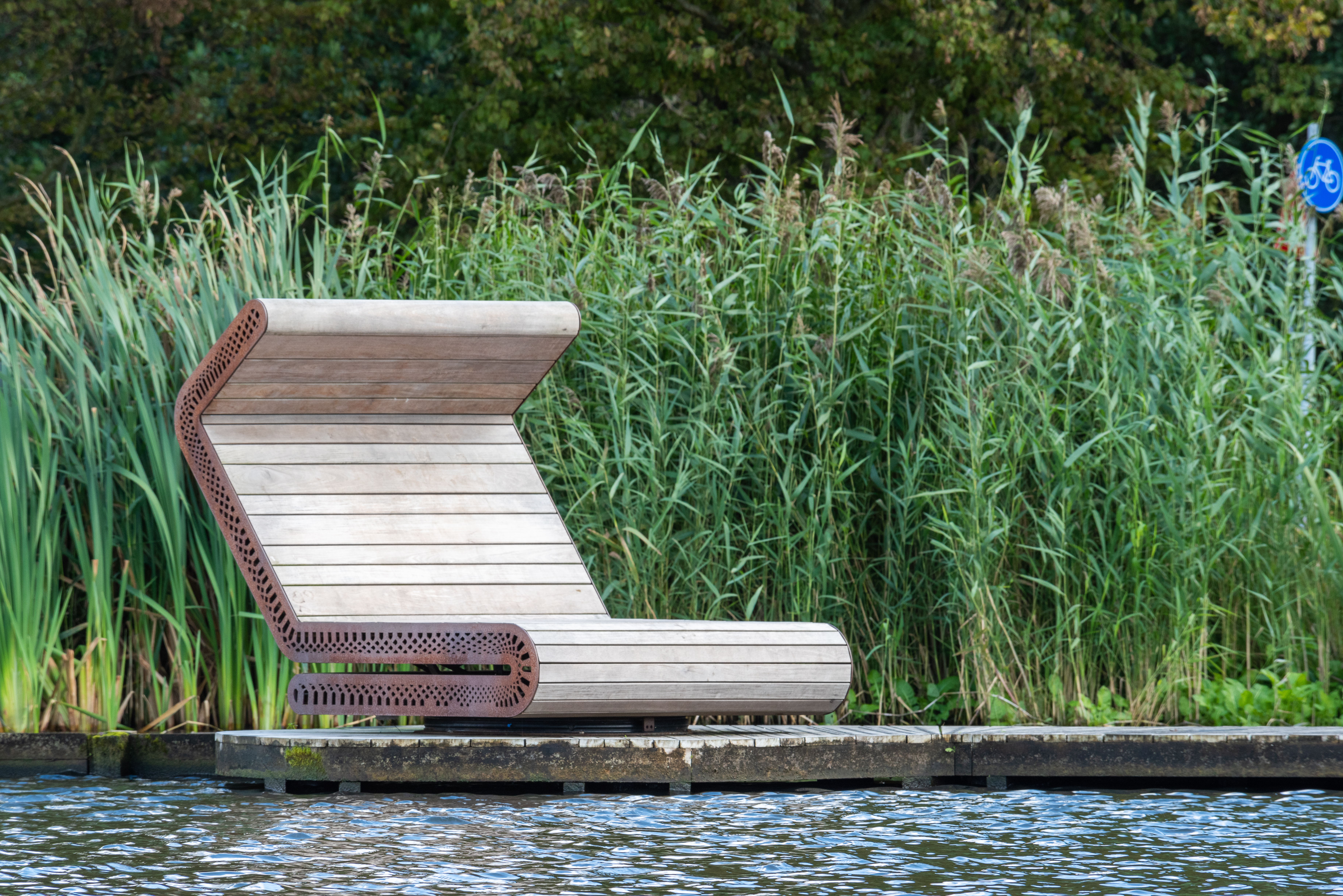 meubilair tropisch hardhout