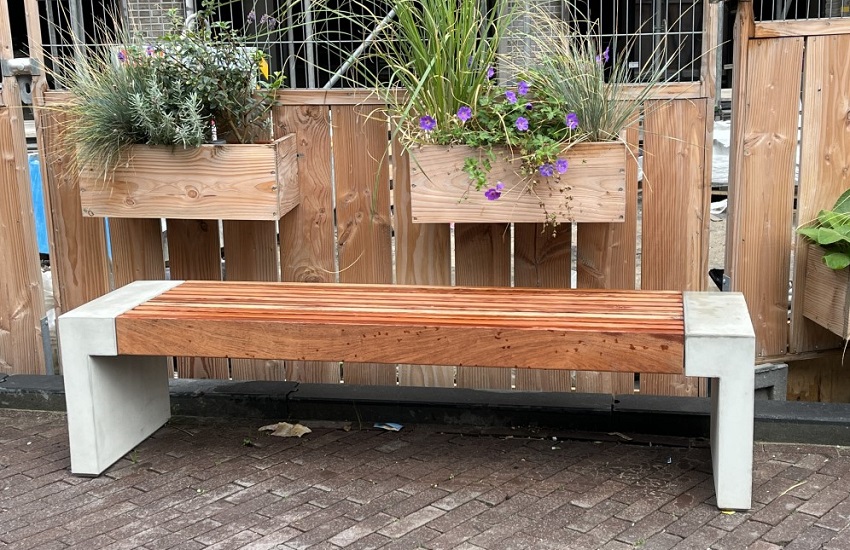 Paxa bank-hout-winkelcentrum Kijkduin