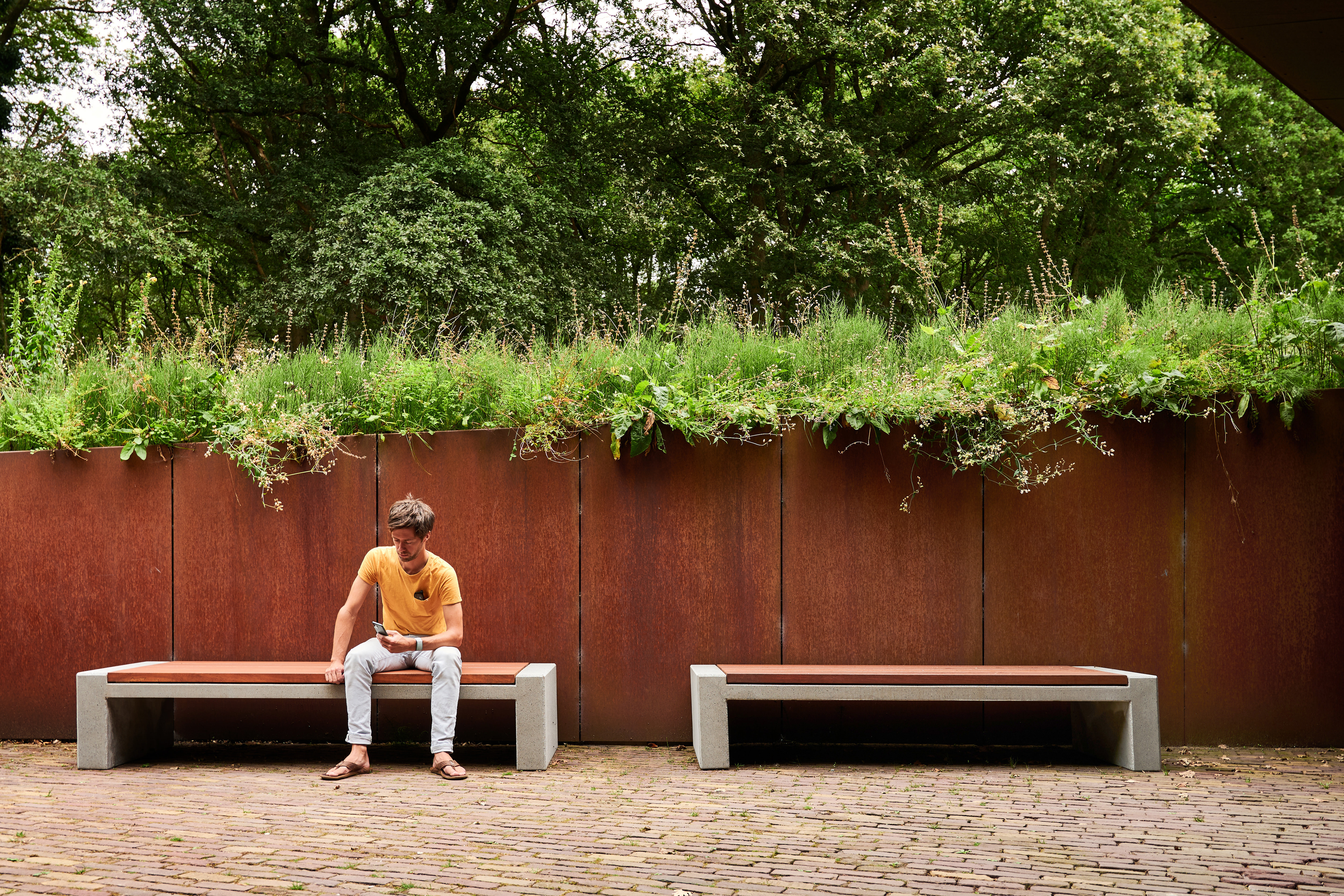 betonnen straatmeubilair